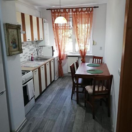 Valeria Apartament Διαμέρισμα Onesti Εξωτερικό φωτογραφία